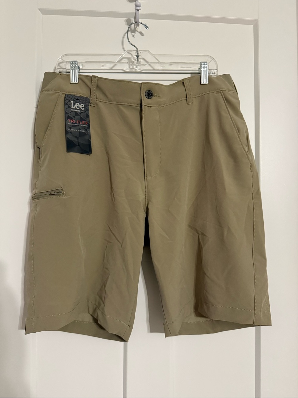 Lee Men’s Tan Casual Stretch Golf Hybrid Shorts
